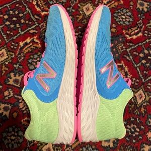 Girls New Balance Fresh Foam Sneakers Size 2 blue green pink